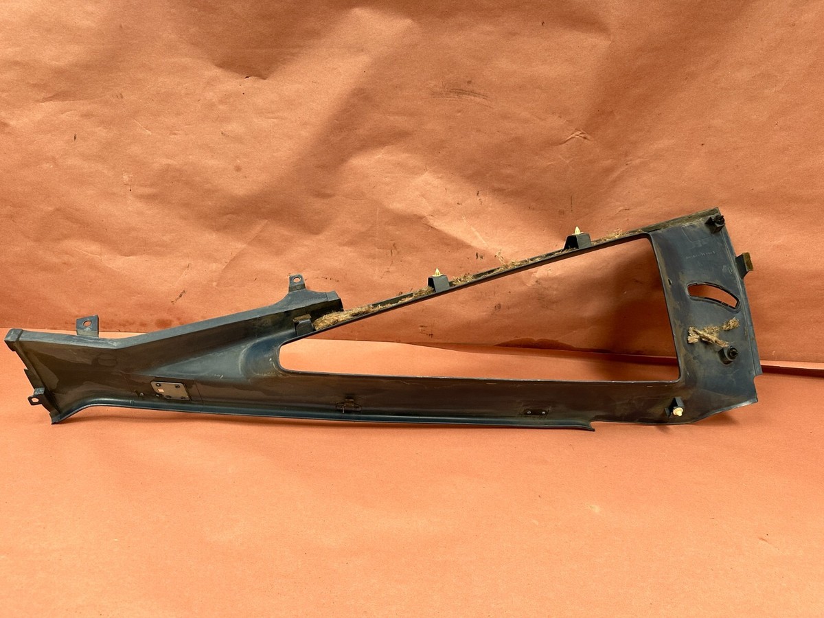 ぴぃページ Nissan 300ZX Quarter Window Trim Interior Rear Left OEM
