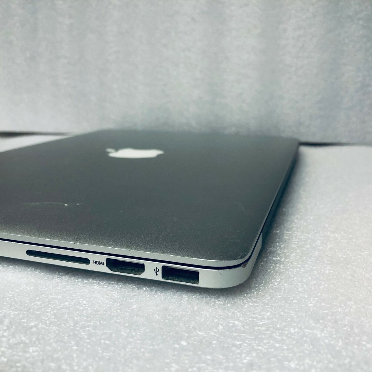 Apple MacBook Pro A1502 13.3