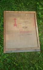 VTG Frigidaire General Motors Shipping Crate End Wall Hanging Art Piece Rare