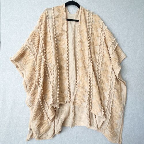Boutique Women's Solid Beige Soft Chenille Crochet Ruana Cape Shawl One Size - Picture 3 of 9