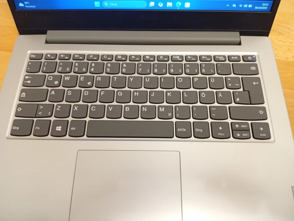 LENOVO IdeaPad 1 14IGL05 14" Intel N4020 1,10GHz 4GB Ram 128GB SSD - Immagine 2 di 4