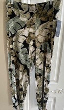 Investments Size medium Pull On tropics crop pant W/elastic Waist band, NWT