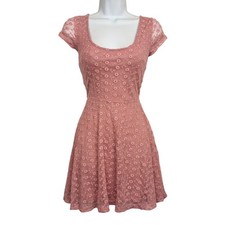 FOREVER 21 Lace Dress Dusty Pink Floral Lace A Line Fit and Flare Mini Summer M