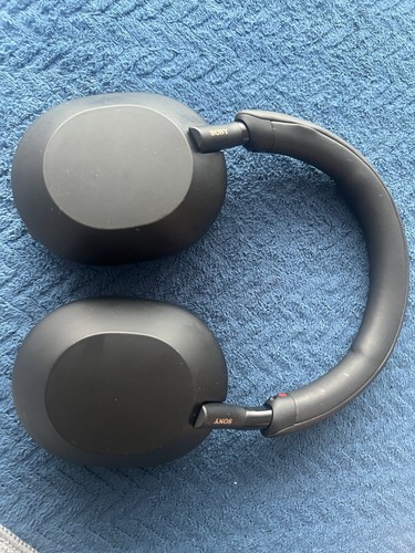 Sony WH-1000XM5 Bluetooth Over-the-Ear Headphones Black - Picture 2 of 2