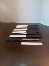 Pfaltzgraff  Steak Knives Serrated Stainless Steel Blade Black Handle Set Of 8