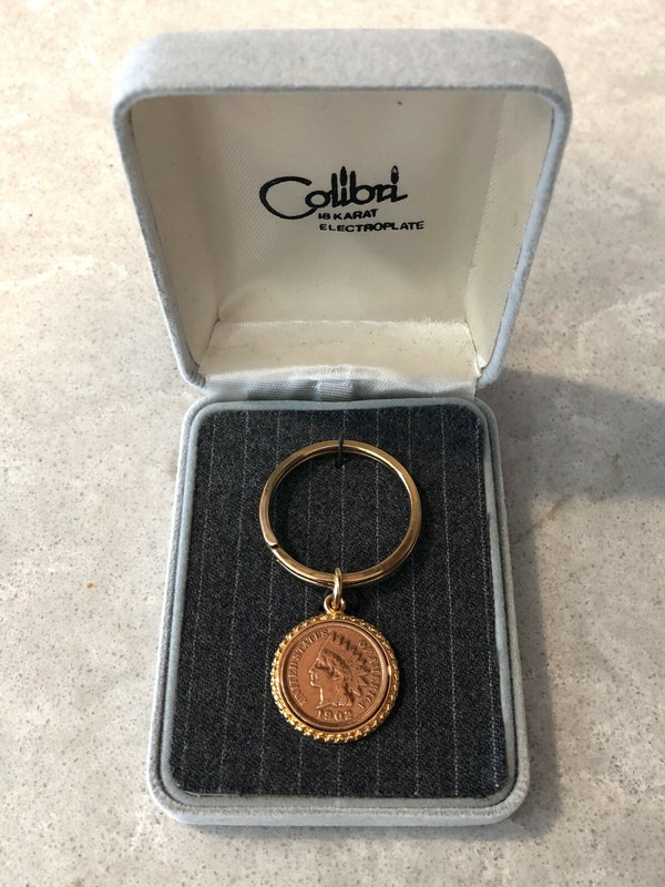 NIB! NEW - COLIBRI 18kt electroplate 1902 INDIAN HEAD COIN REPLICA KEY RING