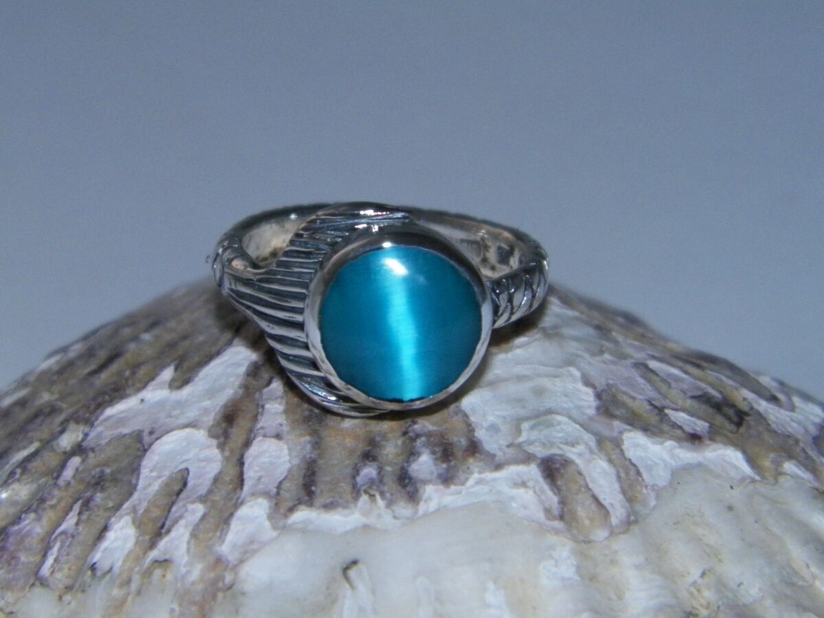 Hand Made H2O Just Add Water Mermaid Tail Ring Dark Blue Cabochon 10mm  925Silver