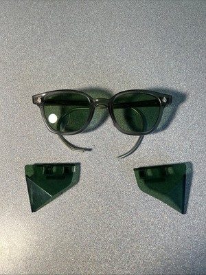 Vintage American Optical /AO flexfit 1950s green lens USA
