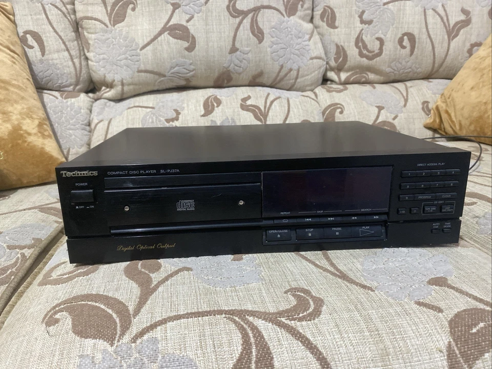 Technics SL-PJ37A Programmable Compact Disc Player – 360 Series Hi Fi Separate - Image 2 of 4