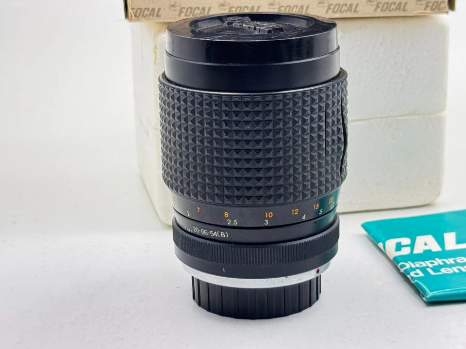 Vintage Minolta Mount Focal 135mm f/2.8 Telephoto Lens – Multi-Coated w/ Box - Image 4 of 4