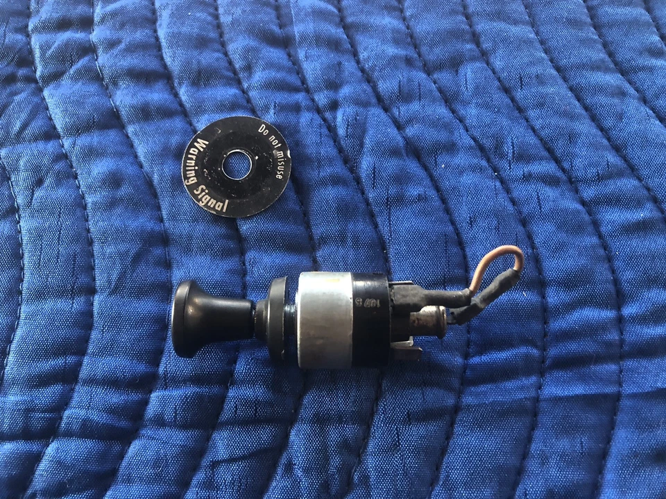 Interruptor de peligro Porsche 911/912/911S 1965-68 Foto 4 de 4