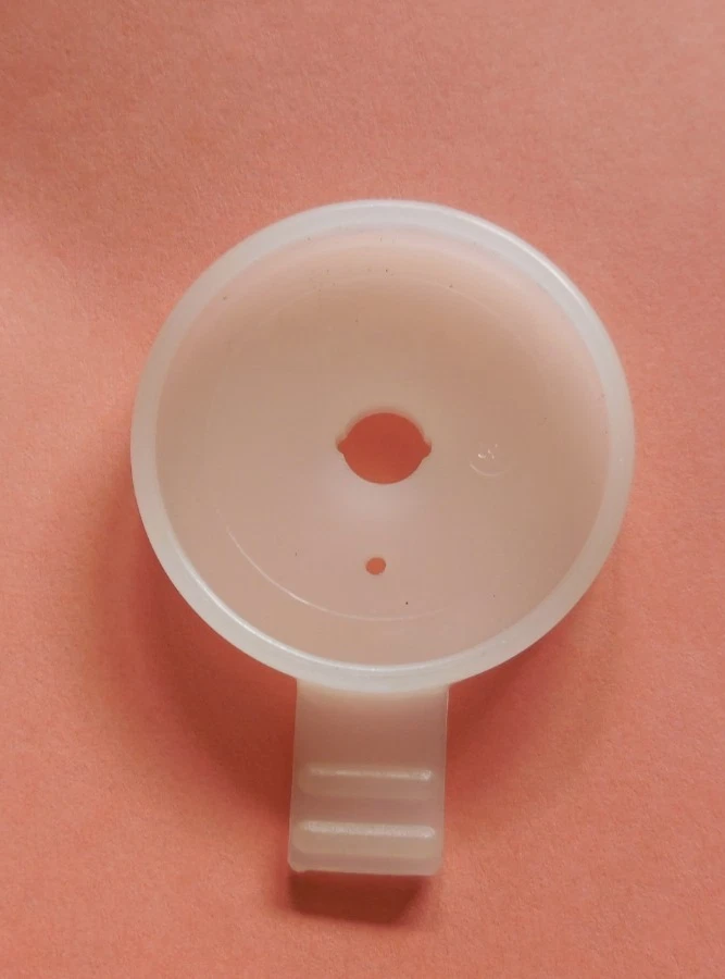 *N*O*S*   V .D. O.    BMW  2002  Tii    E10 Washer Bottle Cap - Image 3 of 4