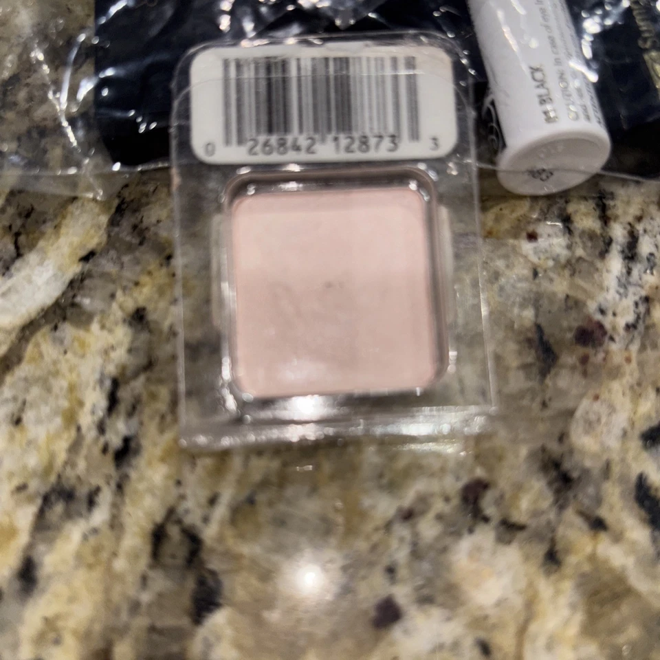 1 Prescriptives Colorscope Eye Color  Orchid 19 Cool - Shimmer  - Image 2 of 3