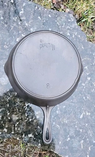 Antique 1920s Puritan Griswold Pure Iron Seasoned Number 8 Flat Sitting Skillet
