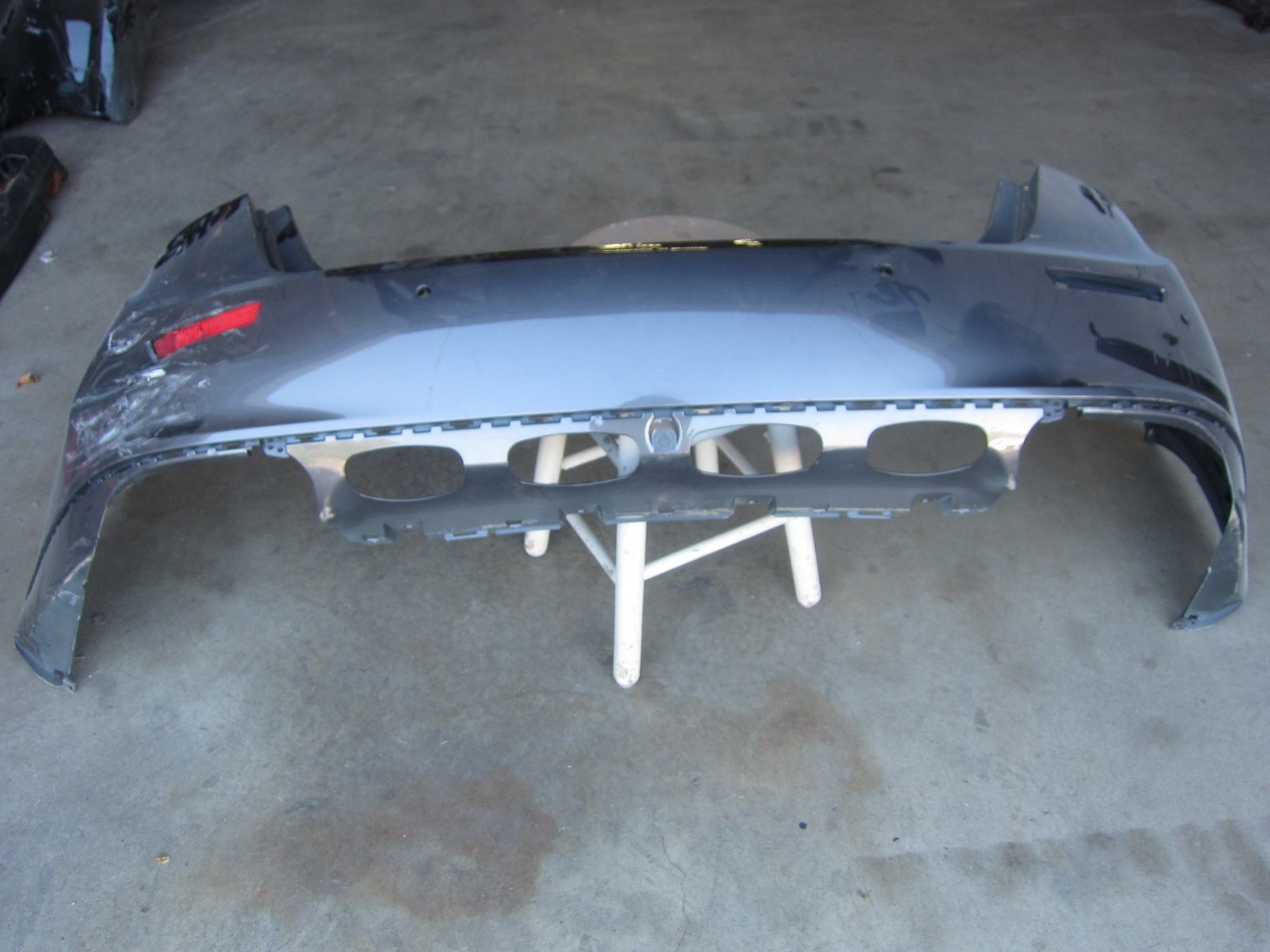 Maserati Ghibli OEM Rear Bumper Cover. Part# 673004365 - 2014-17