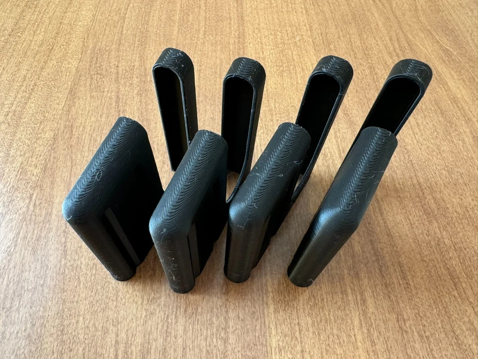 Clip de cargador / pelador K31 para suizo 7,55x55 - paquete de cuatro (paquete negro) Foto 4 de 4