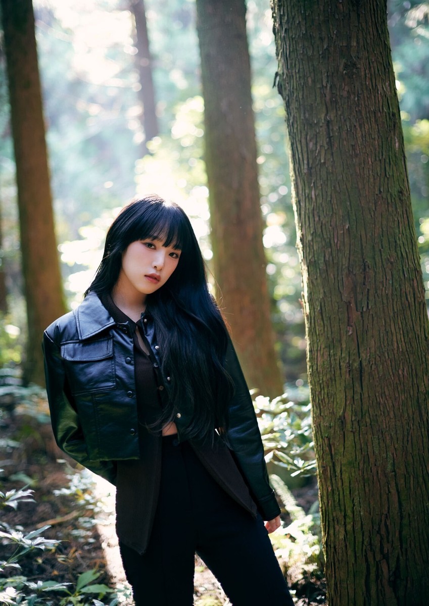 イェナ photobook Amazon.co.jp: YENA チェ・イェナ1st写真集 : おもちゃ