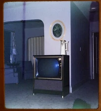 TV in Living Room - 1958 Stereo Realist Slide Kodachrome #978