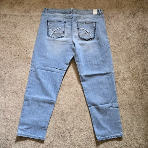 Pantalones de mezclilla desgastados de pierna cónica de tiro medio Maurices para mujer talla 15/16 regular - Imagen 6 de 9