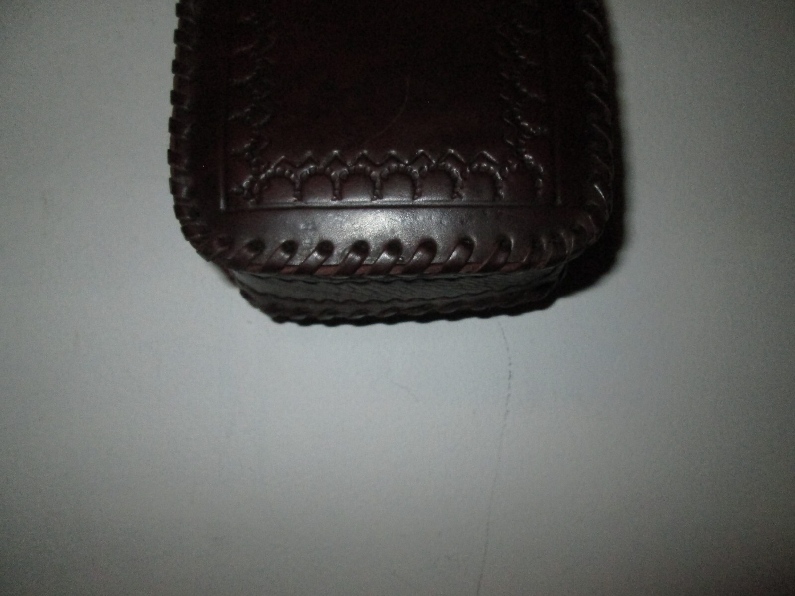 Small Dark Brown Tooled Leather Structured Buckle… - image 5