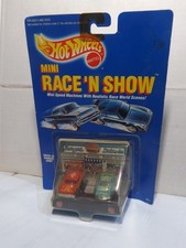 Mini Race'N Show 1990 Hotwheels Drive-In Burger Joint rojo '57 Chevy y Mustang