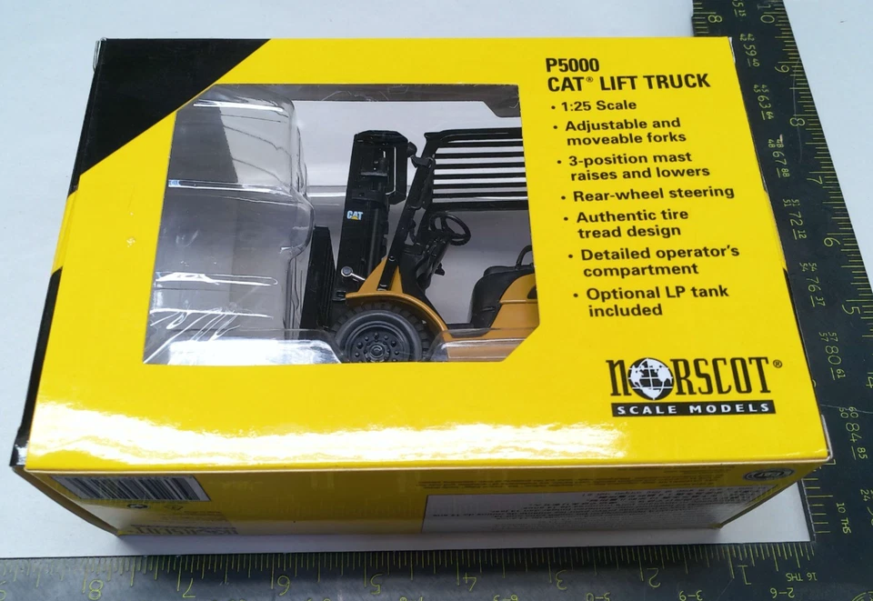 1:25 CAT P5000 Lift Truck Forklift Caterpillar by Norscot #55223 - NEW Old Stock - Image 4 of 4