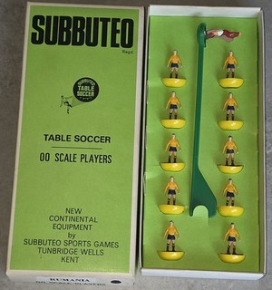 Subbuteo Rumania Named Box HW