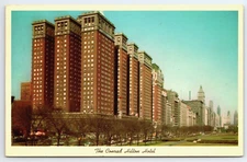 VINTAGE PHOTO OLD ANTIQUE POSTCARD CONRAD HILTON HOTEL BUILDINGS CARS CHICAGO