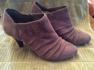 below ankle boots