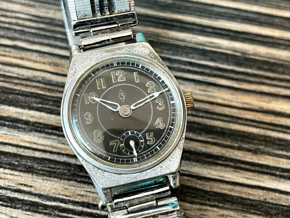 Wind up military clearance watch