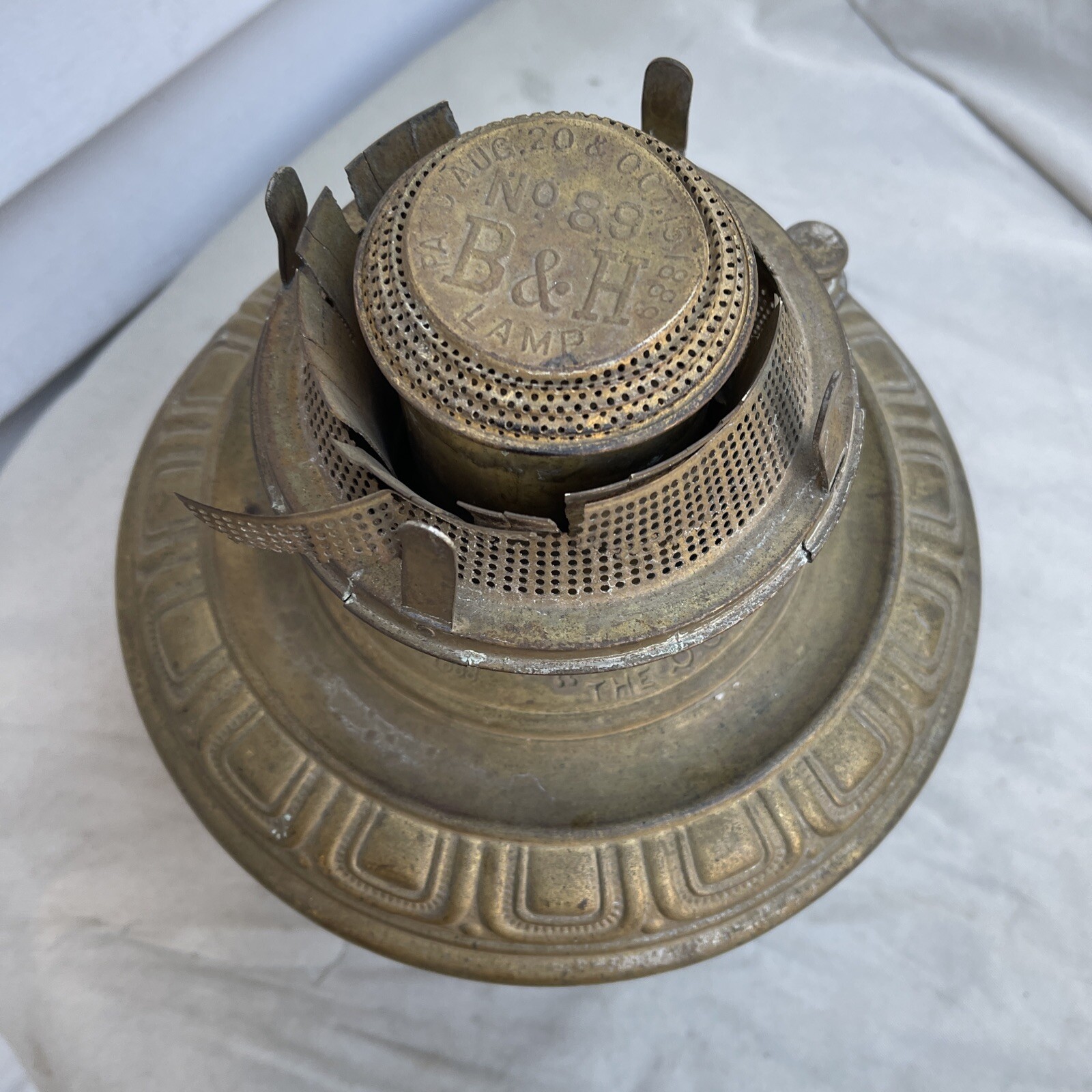 THE B & H No 89 CENTER DRAFT BRASS KEROSENE OIL LAMP W/ BURNER BRADLEY & HUBBARD eBay