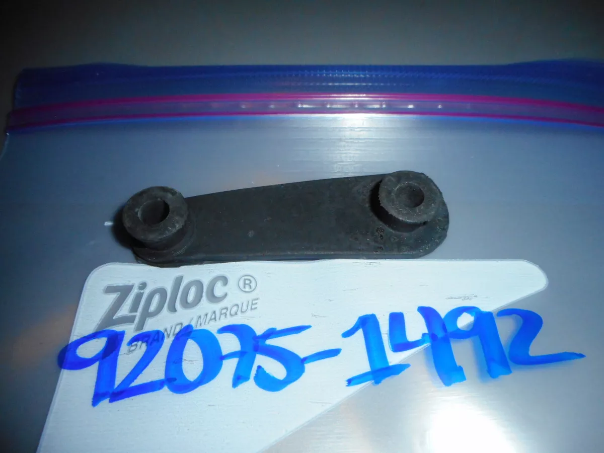 NOS Kawasaki EX500 ZX1000 ZX1100 ZX750 ZX600 ZX900 OEM MIRROR DAMPER  92075-1492