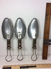lot 3 Vtg  2 Left 1 Right #3 Aluminum Adjustable 3 Shoe Keeper Stretcher Shaper