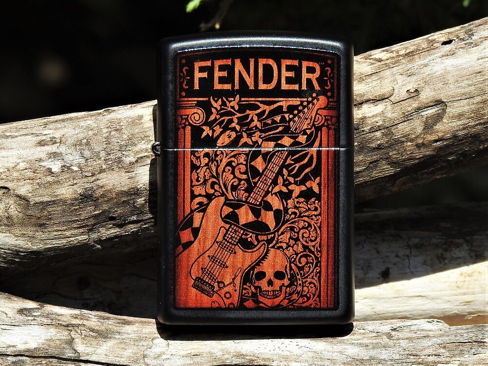 Fender創立50周年記念Zippoライター＋3フリント Fender創立50周年記念Zippoライター＋3フリント 【公式通販】