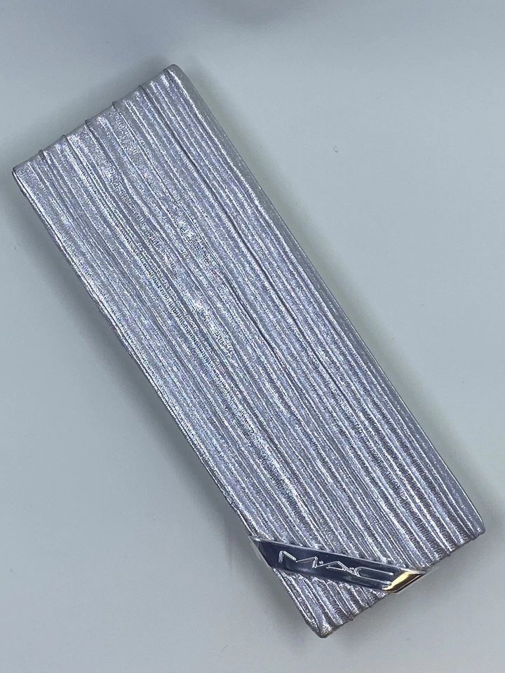  Mac Shiny Pretty Things Face Compact FAIR - Highlighter, Blush, Bronzer - Image 2 of 4