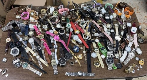 Vintage To New Watch Lot Fossil Timex Seiko Fashion Watches Parts Repair Crafts