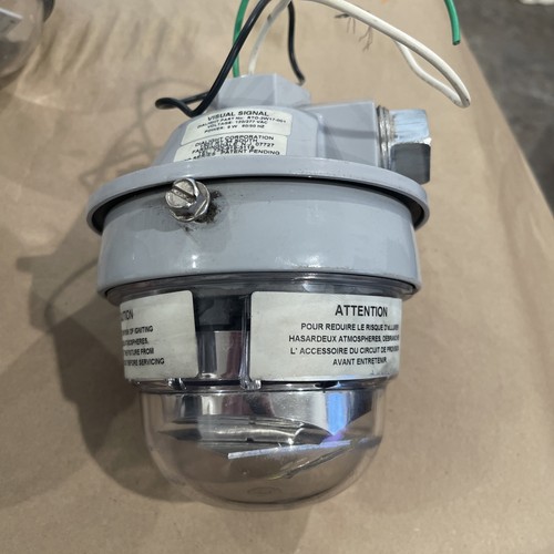 Dialight RTO‑2W17‑001 SafeSite LED Area Light – 800 Lumens, IP66, Used Pull
