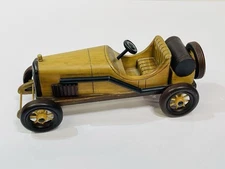VINTAGE HANDCRAFTED WOOD MODEL CAR CLASSIC COLLECTORS LTD EDITION