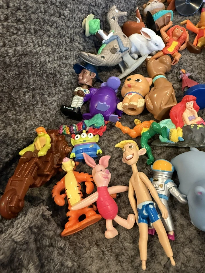 Lote de más de 75 juguetes de Navidad al azar Foto 3 de 4