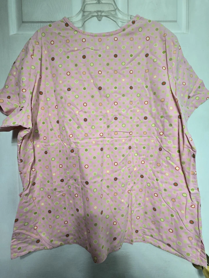 Blusa esfoliante WHITE CROSS tamanho XL-rosa/limão estampa de bolinhas-peito 27"/L 29" - Imagem 2 de 4