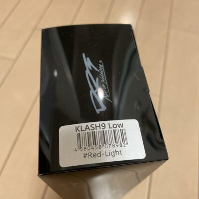 DENHAM - DRT × VILLAGE DOOR × DENHAM KLASH9 KLASH 9 Low Float #Red-Light DRT × VILLAGE DOOR × DENHAM
