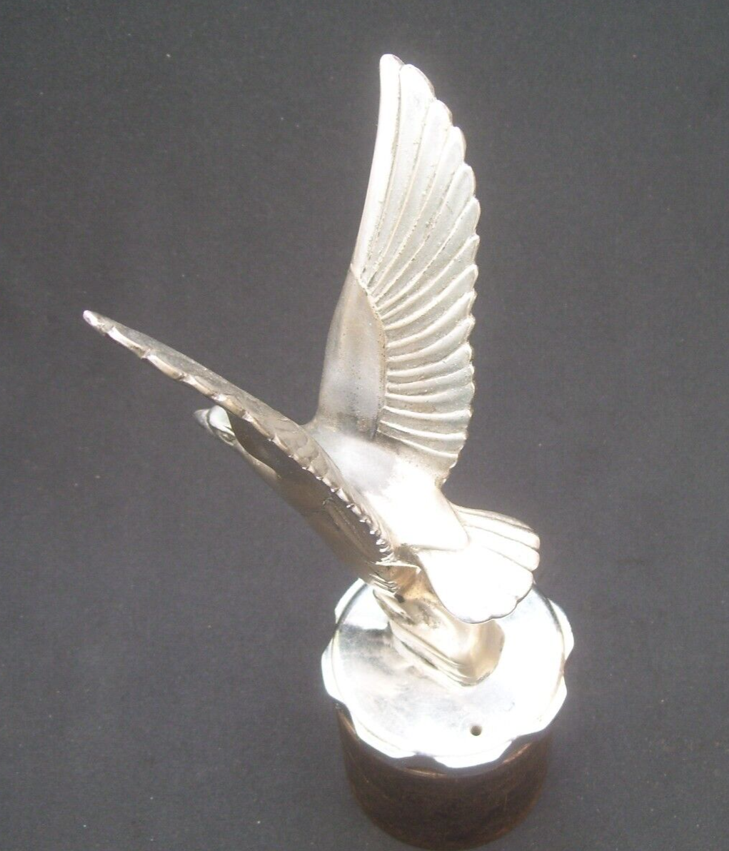 VINTAGE 1930s ALVIS SPEED EAGLE CAR RAD CAP MASCOTPRE WAR BRITISH HOOD