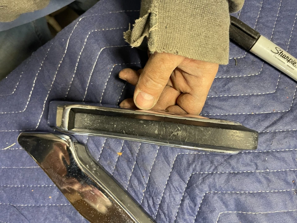 Juego de pátina de parachoques delantero Coronet 1968 + goma 1969 68 mira 13 fotos Foto 3 de 4