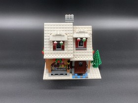 LEGO Creator Expert: Winter Village Bakery (10216) No Box or Manual