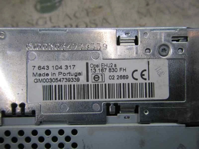 SYSTÈME AUDIO / RADIOCD / 15935313 POUR OPEL TIGRA TWIN TOP 1.4 16V - Photo 3/4