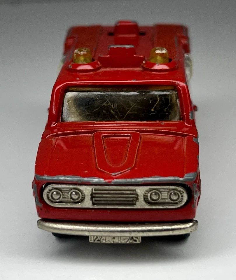 Vintage 70’s Majorette Fire Brigade Fire Truck 1/80 Scale Mint Diecast No Ladder - Image 4 of 4