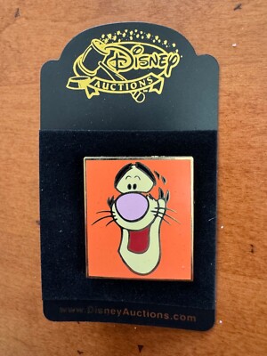 DISNEY - TIGGER FACE FIELD JUMBO ORANGE PIN - LIMITED EDITION 500 - RARE - NEW!