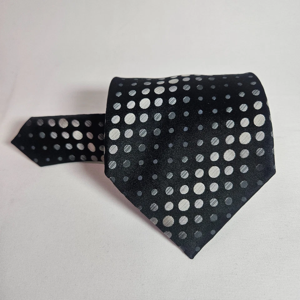 Gravata masculina geométrica preta Alexander Julian 100% seda feita à mão 4 x 60" - Imagem 2 de 4