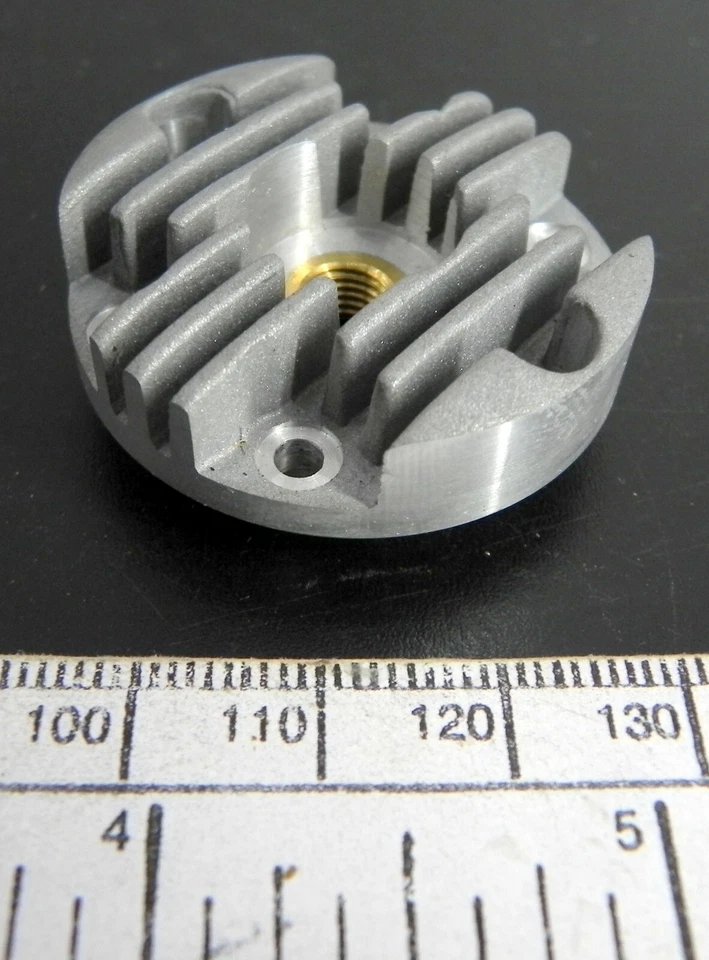 THUNDER TIGER Cylinder Head 25-III/11 - Image 2 of 4