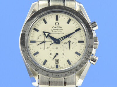 Omega Speedmaster Broad Arrow vom Uhrencenter Berlin 22235